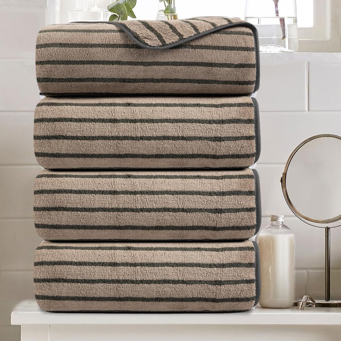 Striped Large Bath Towel: Oversized towel fabric with a soft, breathable feel and exceptional absorbency; ideal for showers, quick drying, beach chair covers, spas, gyms, and hotels.